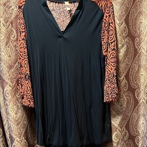 Honeyme Black and Orange Patterned Blouse